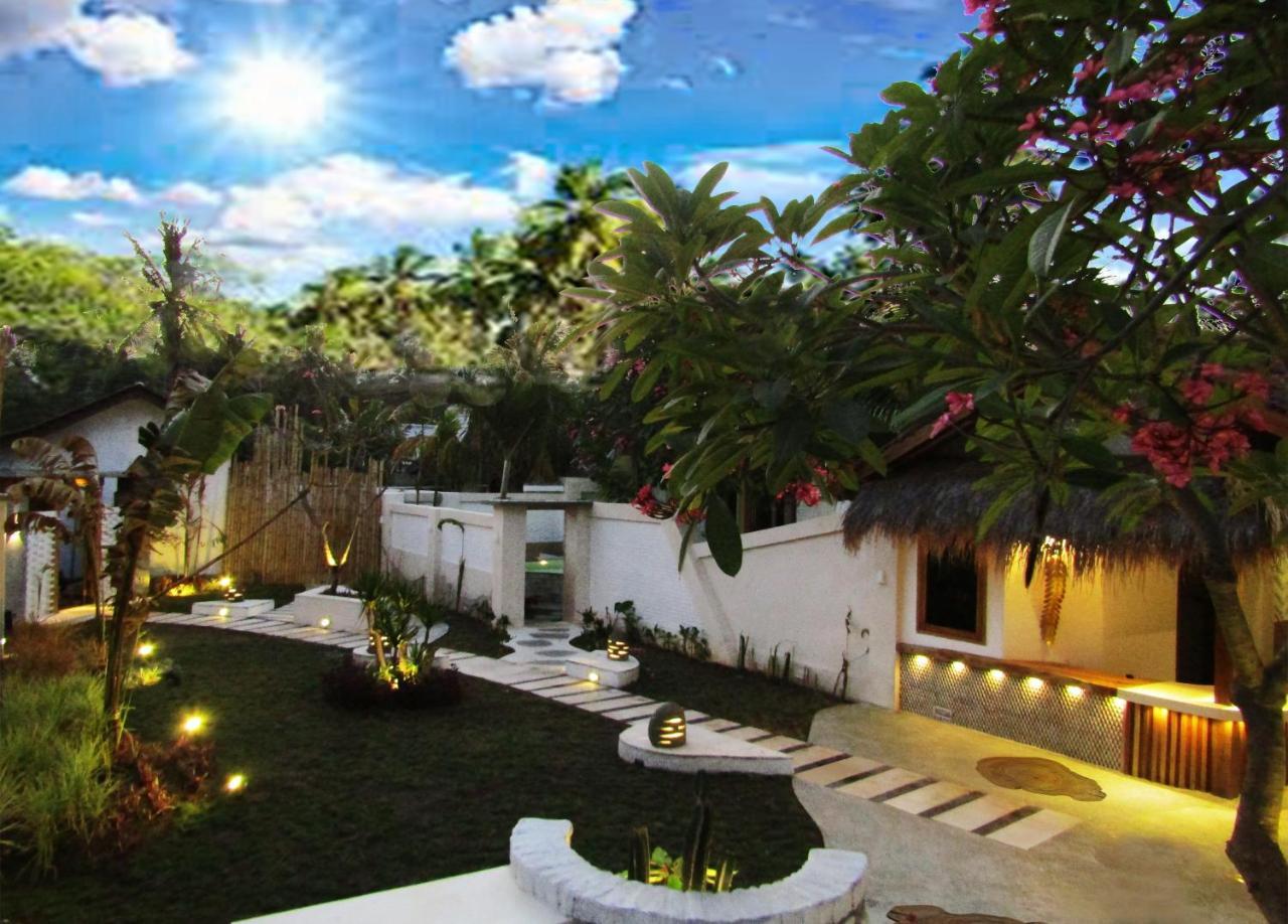 The White Key Luxury Villas Gili Trawangan Exterior photo